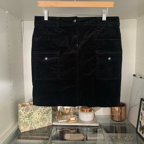 J Crew Black Corduroy Button Front Fall Minimalist Mini Skirt w Pockets Size 8 - Picture 2 of 10